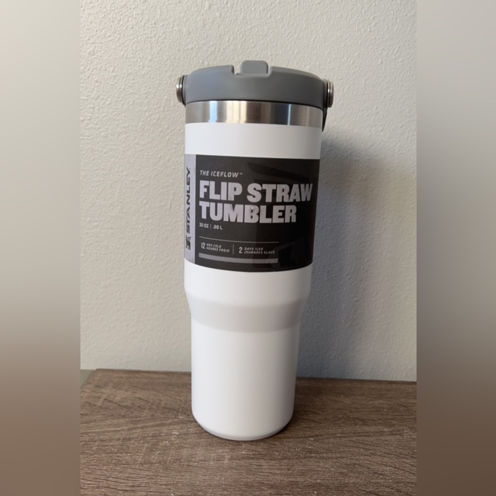 Stanley Iceflow Flip Straw Tumbler